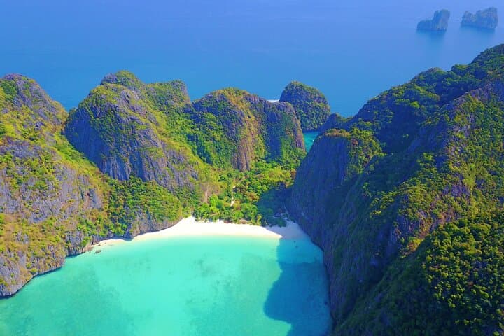 Phi Phi Islands Adventure Day Trip w/ Seaview Lunch by V. Marine